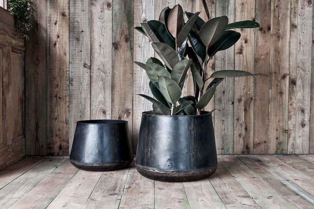 Endo Reclaimed Iron Planter- Small