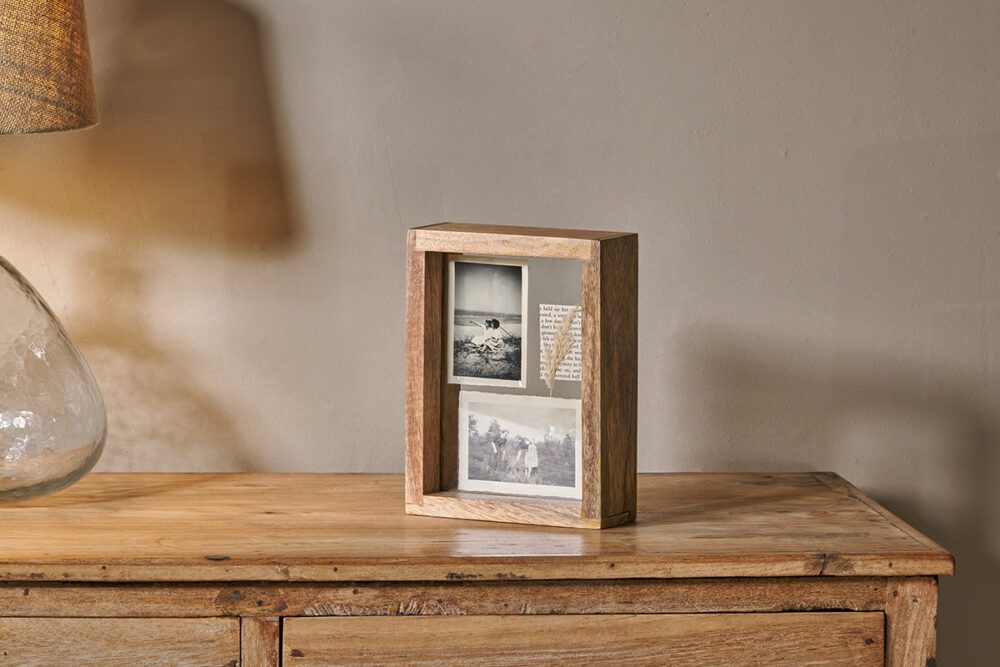 Indu Standing Wooden Frame - Mango Wood - 8 x 10"