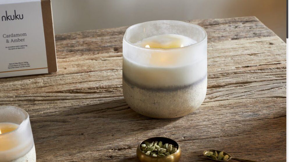 Cardamon & Amber- 3 Wick Scented Candle - Aged Smoke
