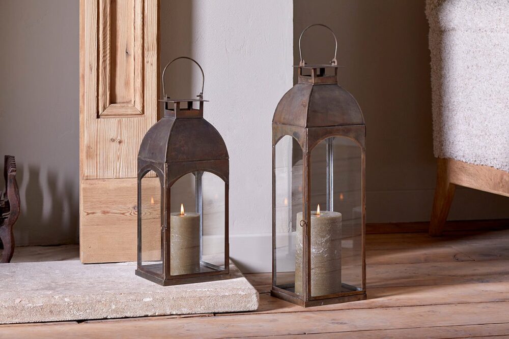 Nivas Lantern - Antique Brass - Large