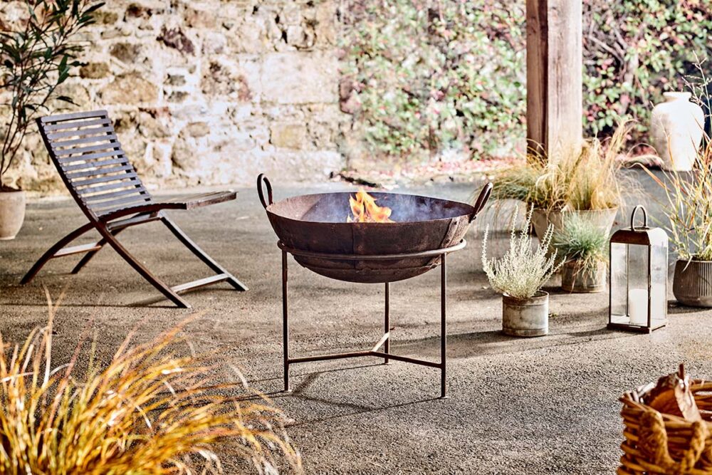 Reclaimed Iron Kadai With Grill - Iron - Small - Approx 55 X 50 - 60cm (dia)